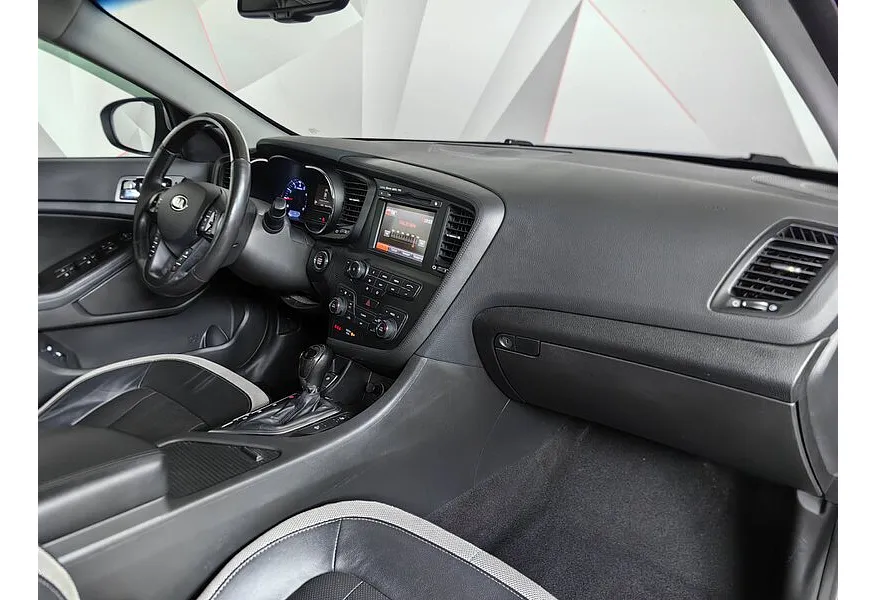 Kia Optima 2.4 MPI AT (180 л.с.) Premium Серебристый в АВИЛОН. Слайд №13