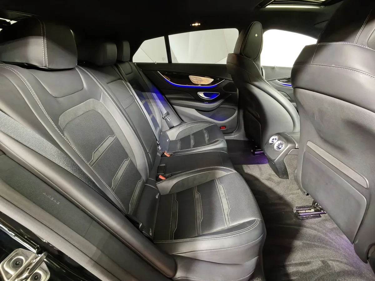 Mercedes-Benz AMG GT 43 4MATIC SPEEDSHIFT TCT 9G (367 л.с.) Особая серия в АВИЛОН. Слайд №16
