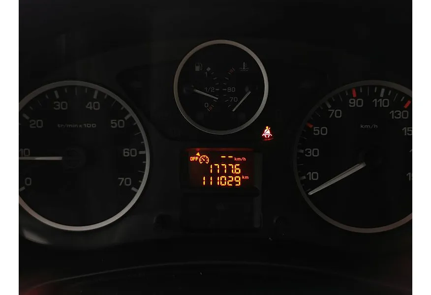 Peugeot Partner 1.6 HDi MT (90 л.с.) Crossway Active Серый в АВИЛОН. Слайд №18