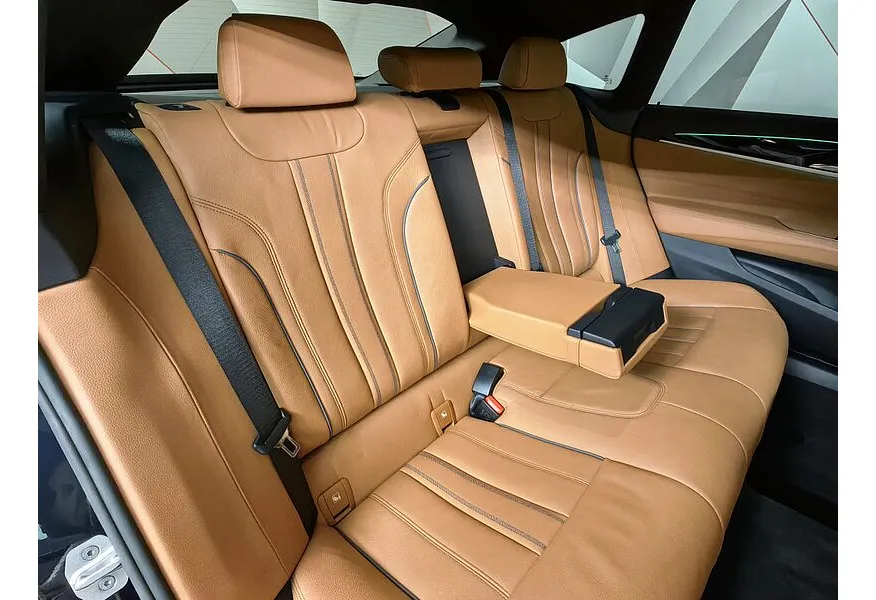 BMW 6 серия 640d xDrive Steptronic (320 л.с.) M Sport Pro Черный в АВИЛОН. Слайд №14