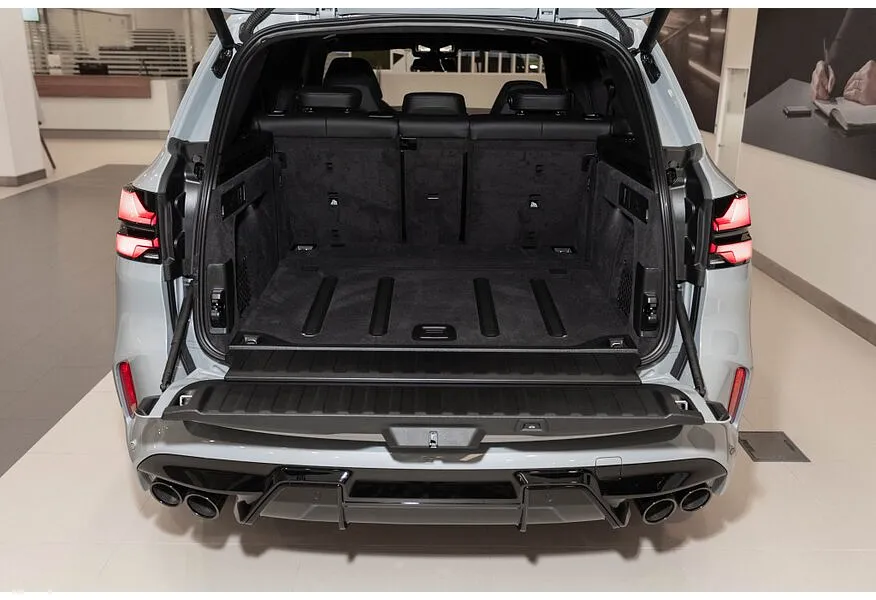 BMW X5 M 4.4 AT 4WD (625 л.с.) Competition Серый в АВИЛОН. Слайд №13