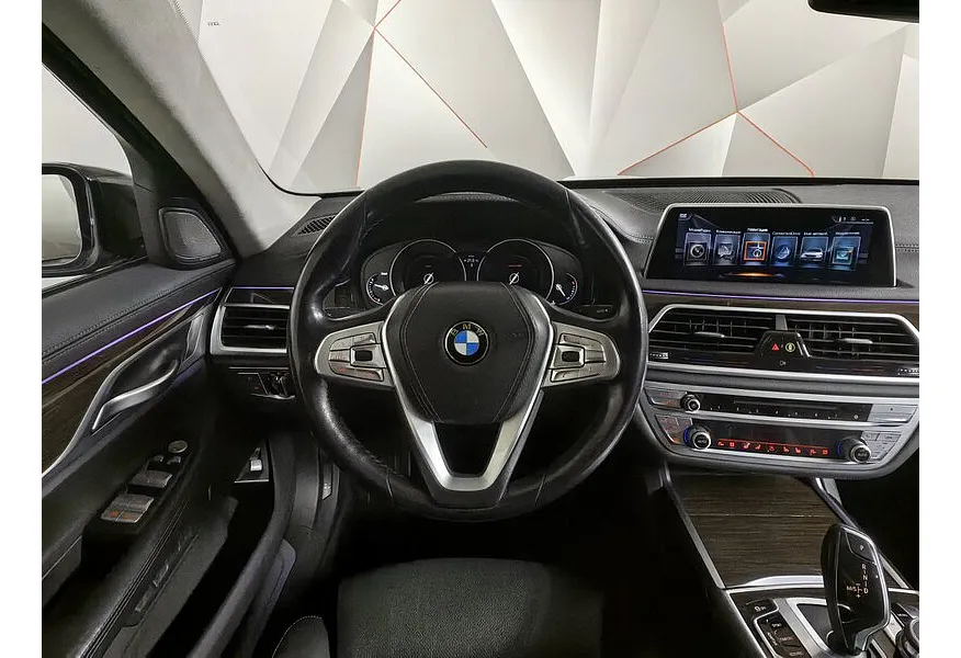 BMW 7 серия 740Ld xDrive AT (320 л.с.) Pure Excellence Черный в АВИЛОН. Слайд №8