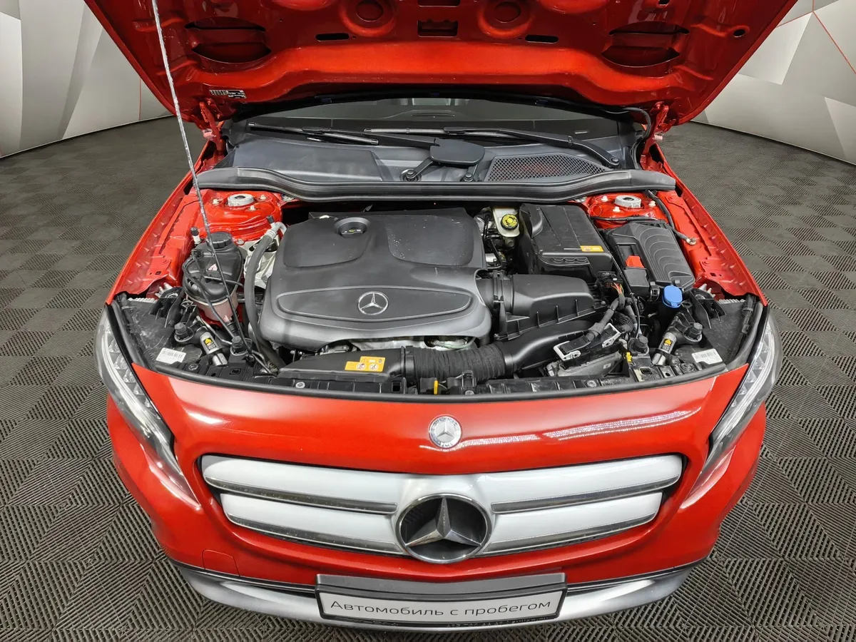 Mercedes-Benz GLA 200 7G-DCT (150 л.с.) Особая серия Красный в АВИЛОН. Слайд №11