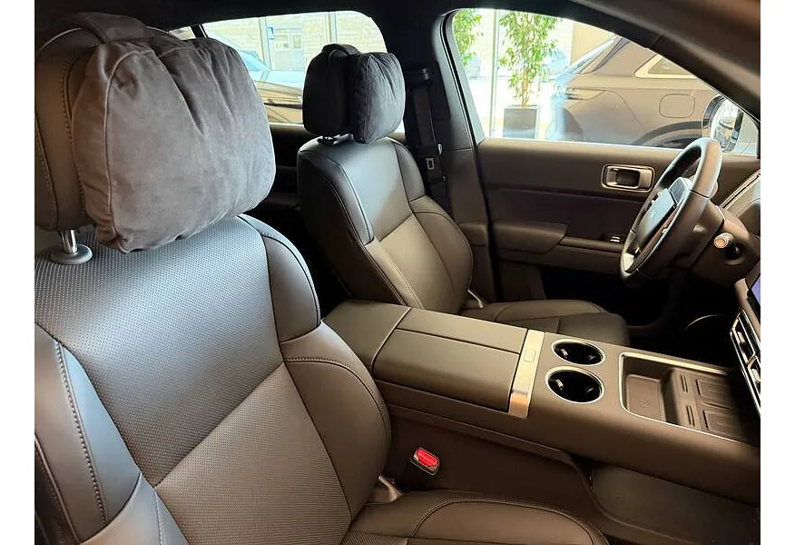 Li Auto L7 1.5 AT 4WD (449 л.с.) Ultra Серебристый в АВИЛОН. Слайд №7