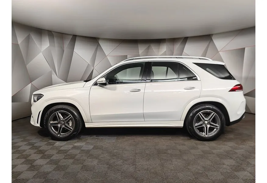 Mercedes-Benz GLE 300 d 4MATIC 9G-TRONIC (245 л.с.) Sport Белый в АВИЛОН. Слайд №5