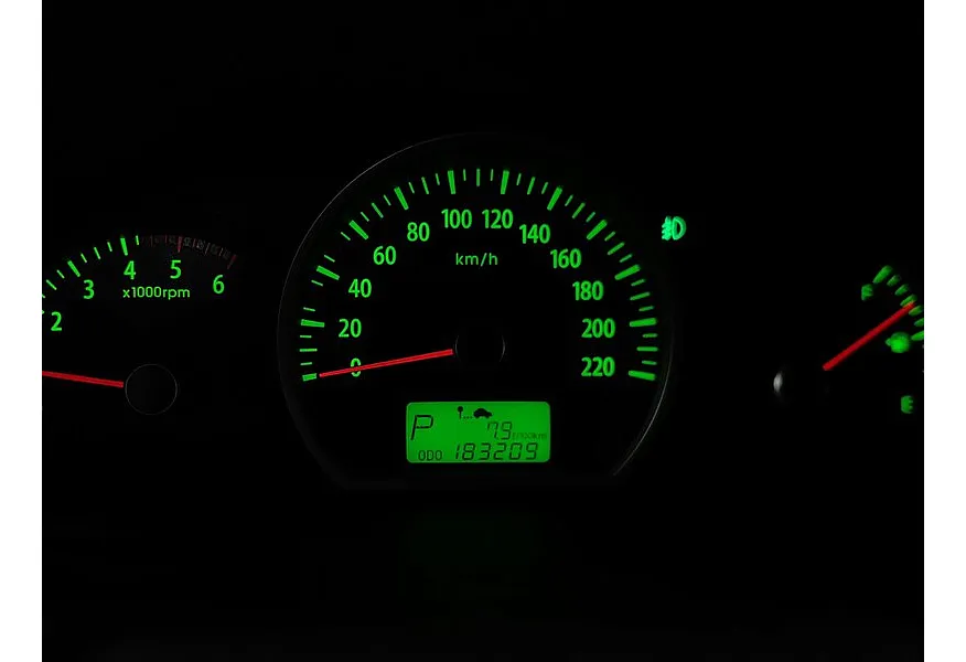 Kia Sportage 2.0 CRDi AT 4WD (112 л.с.) Серебристый в АВИЛОН. Слайд №17