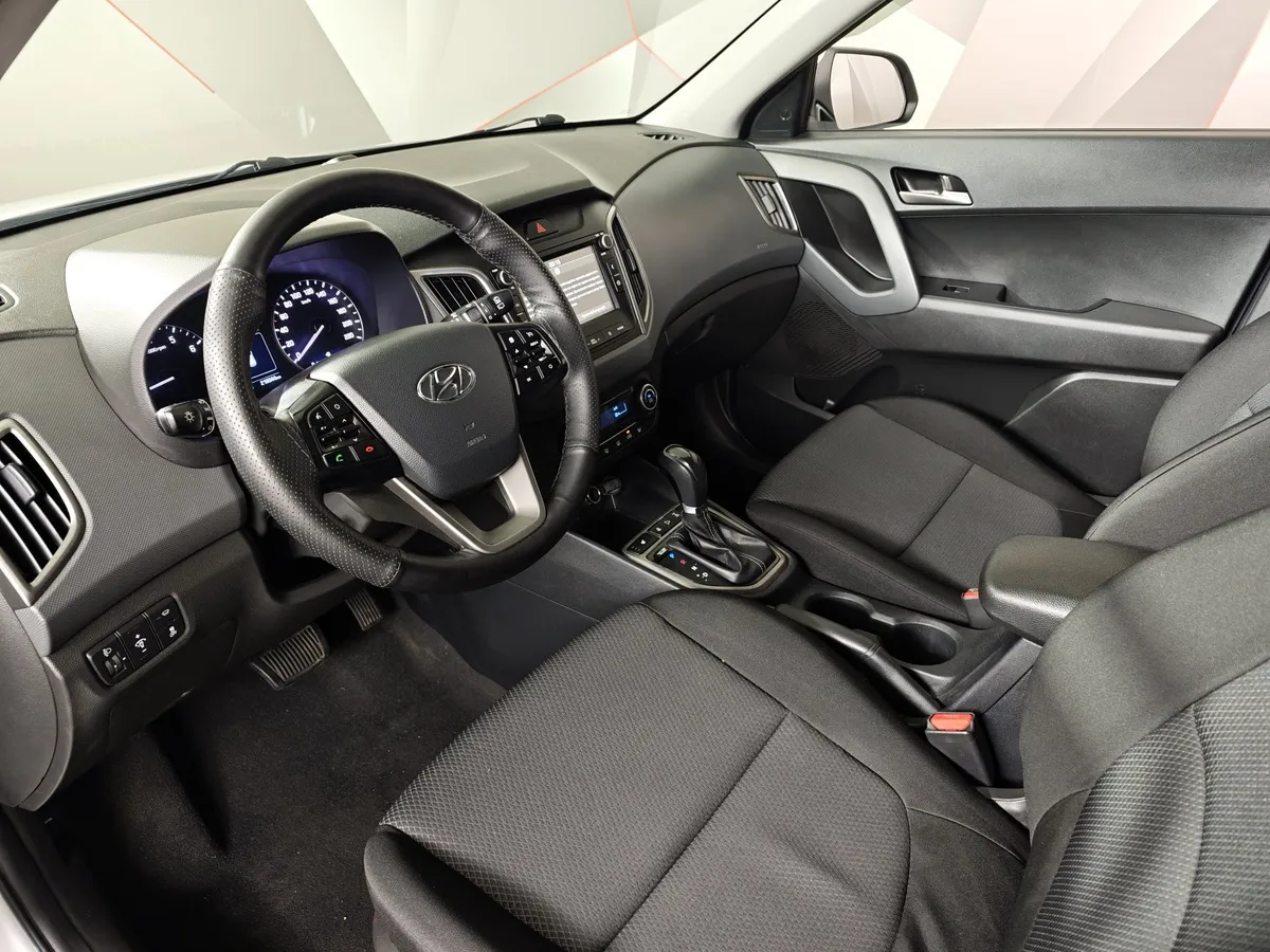 Hyundai Creta 1.6 AT AWD (121 л.с.) Travel + Advanced Серый в АВИЛОН. Слайд №18