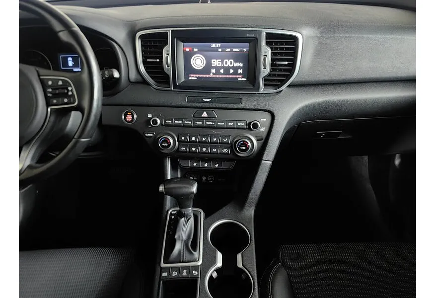 АВИЛОН - Kia Sportage 2.0 AT 4WD (150 л.с.) Comfort Коричневый - slide 11