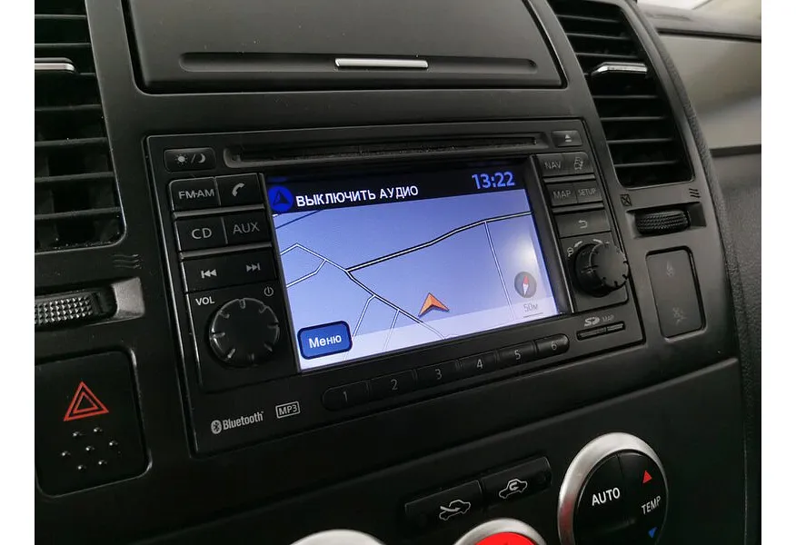 Nissan Tiida 1.6 AT (110 л.с.) Белый в АВИЛОН. Слайд №20