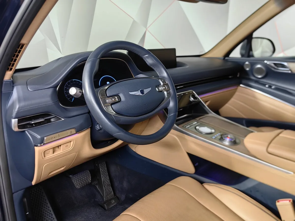 Genesis GV80 2.5 T-GDI 8AT 4WD 7 мест (249 л.с.) Luxury Синий в АВИЛОН. Слайд №17