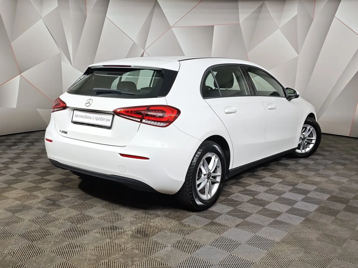 Mercedes-Benz A-Класс A 200 7G-DCT (150 л.с.) Comfort Белый в АВИЛОН. Слайд №2