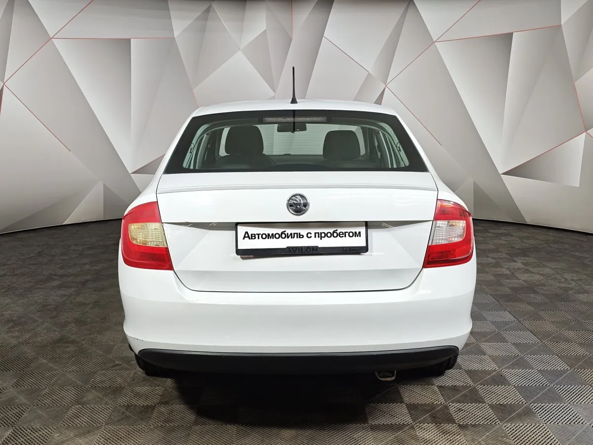 Skoda Rapid 1.4 TSI DSG (122 л.с.) Белый в АВИЛОН. Слайд №8