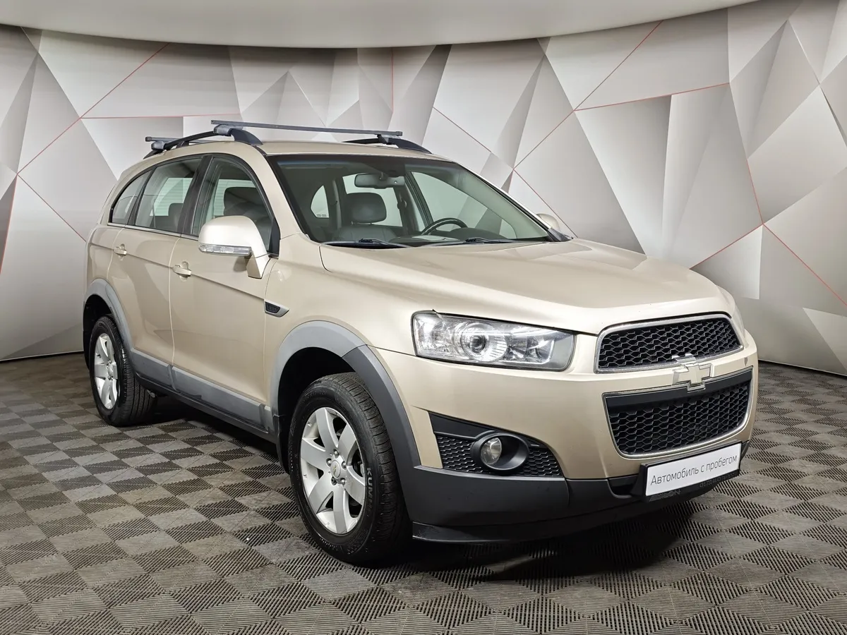 Chevrolet Captiva 2.4 AT (5 мест) (167 л.с.) LT Серебристый в АВИЛОН. Слайд №3