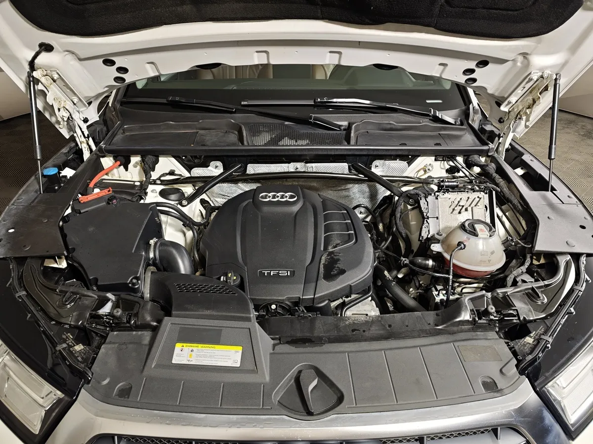 Audi Q5 2.0 TFSI S tronic quattro (249 л.с.) Advance Белый в АВИЛОН. Слайд №11