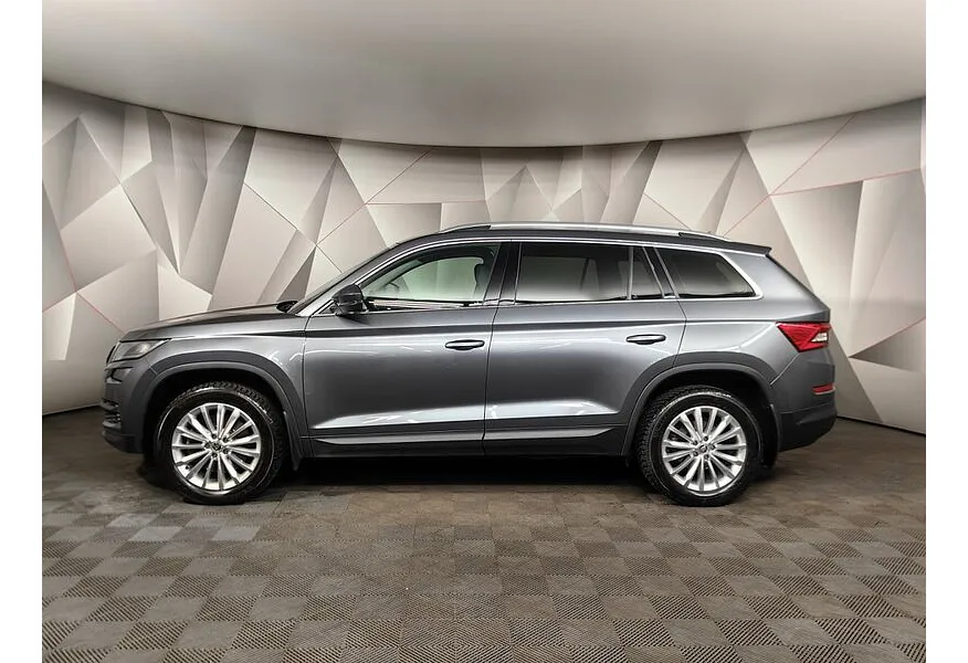 АВИЛОН - Skoda Kodiaq 2.0 TSI DSG 4X4 (180 л.с.) Серый - slide 2