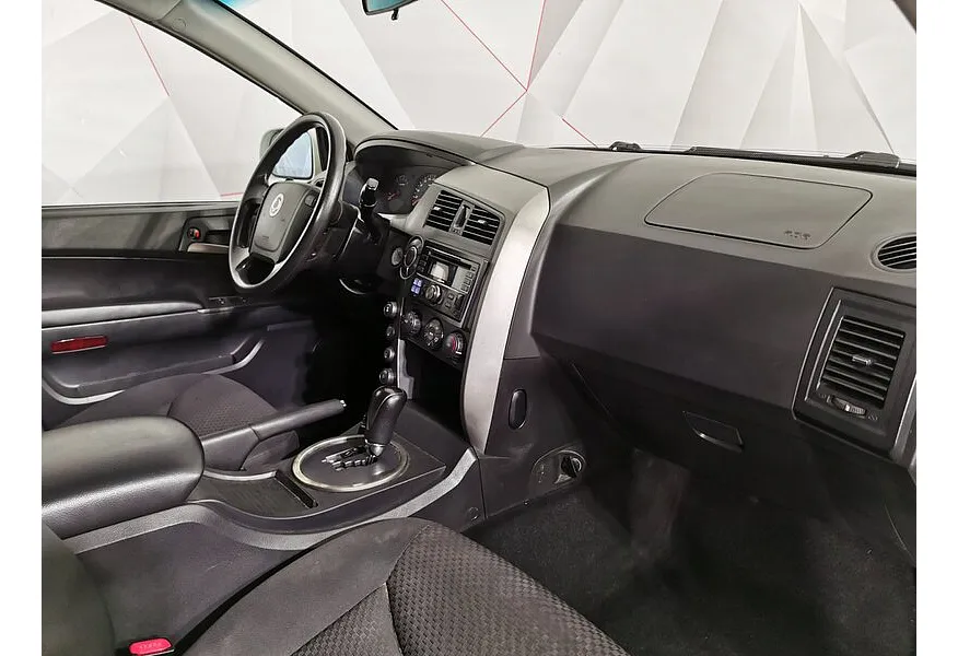 SsangYong Kyron 2.3 E-Tronic 4WD (150 л.с.) Белый в АВИЛОН. Слайд №12