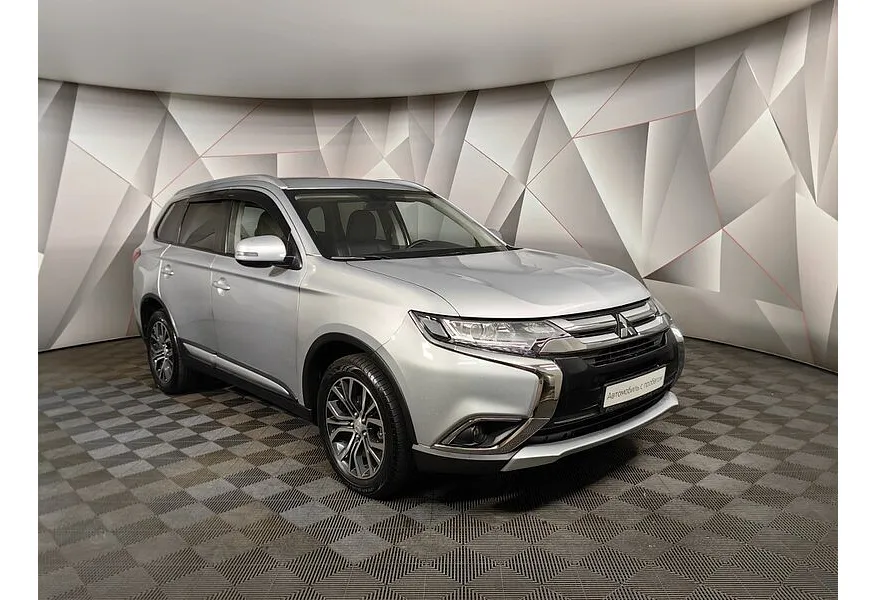 LIVE. Слайд №2