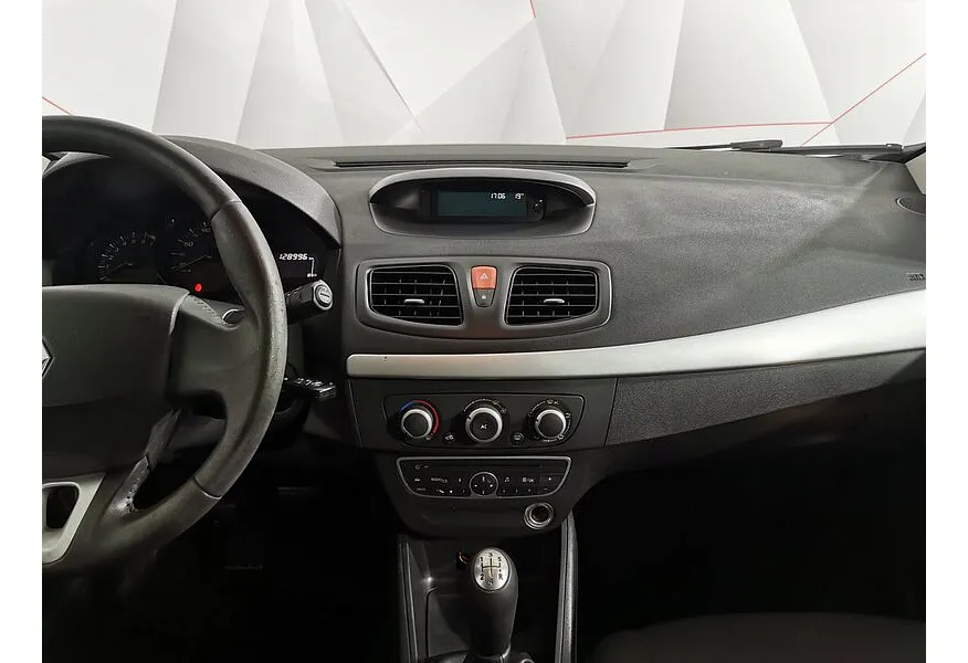 АВИЛОН - Renault Megane 1.6 MT (106 л.с.) Белый - slide 8