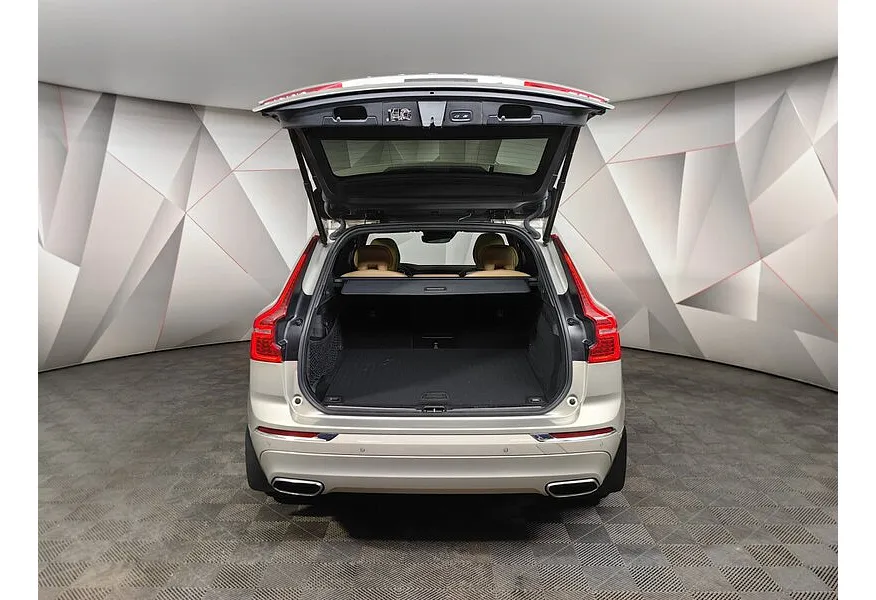 Volvo XC60 2.0 T5 AT AWD (249 л.с.) Inscription Бежевый в АВИЛОН. Слайд №12