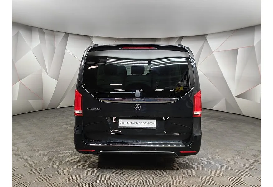 Mercedes-Benz V-Класс V 250 d 9G-Tronic L2 4MATIC (190 л.с.) AMG Line Черный в АВИЛОН. Слайд №8