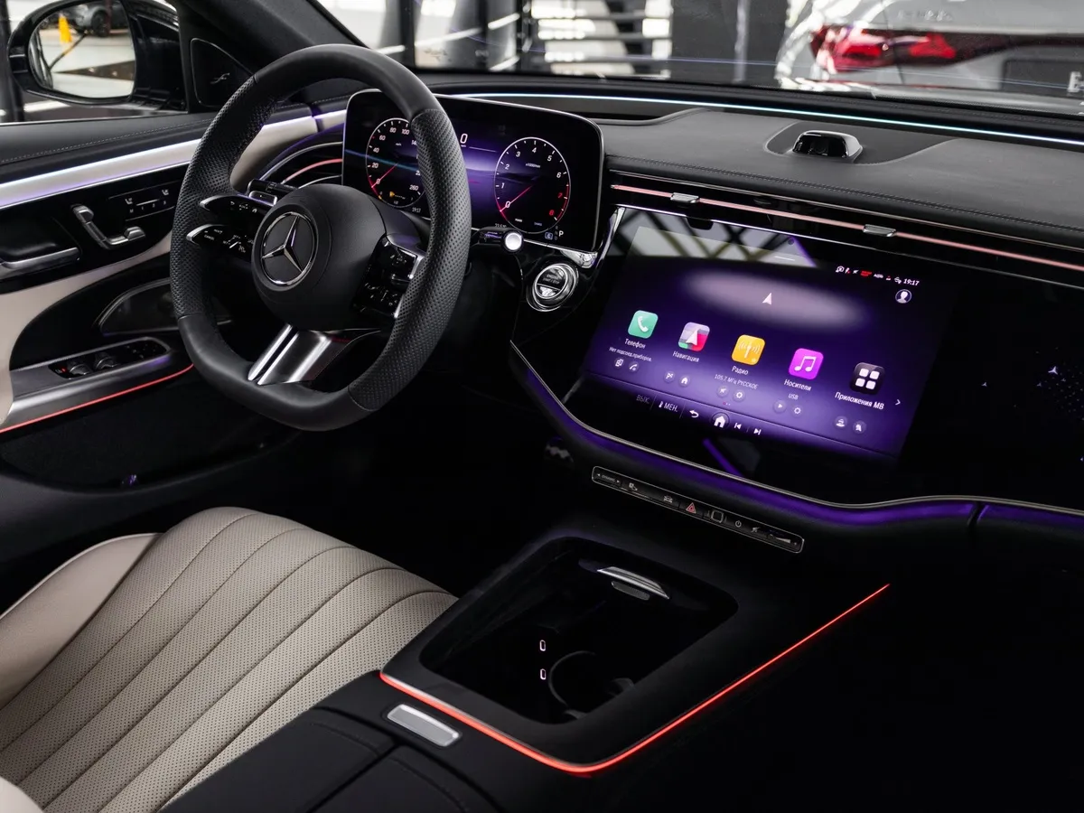 Mercedes-Benz E-Класс E 300 4MATIC (258 л.с.) Черный в АВИЛОН. Слайд №13