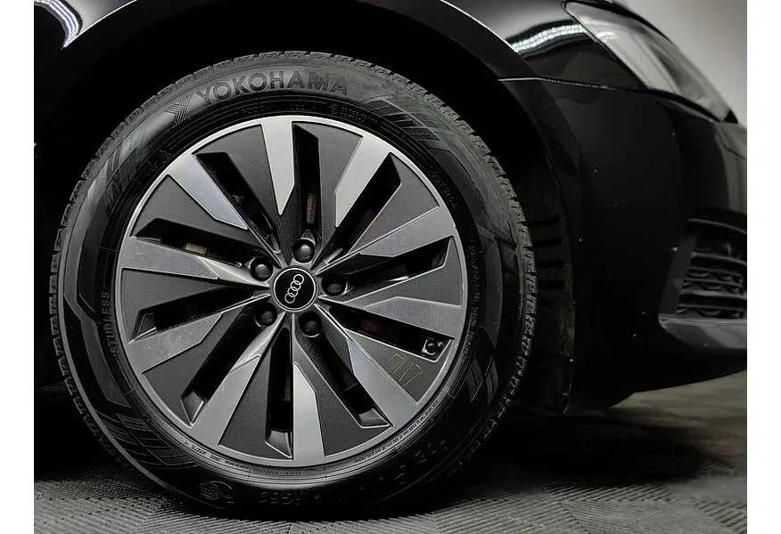 Audi A6 45 TFSI quattro S tronic (245 л.с.) Черный в АВИЛОН. Слайд №9