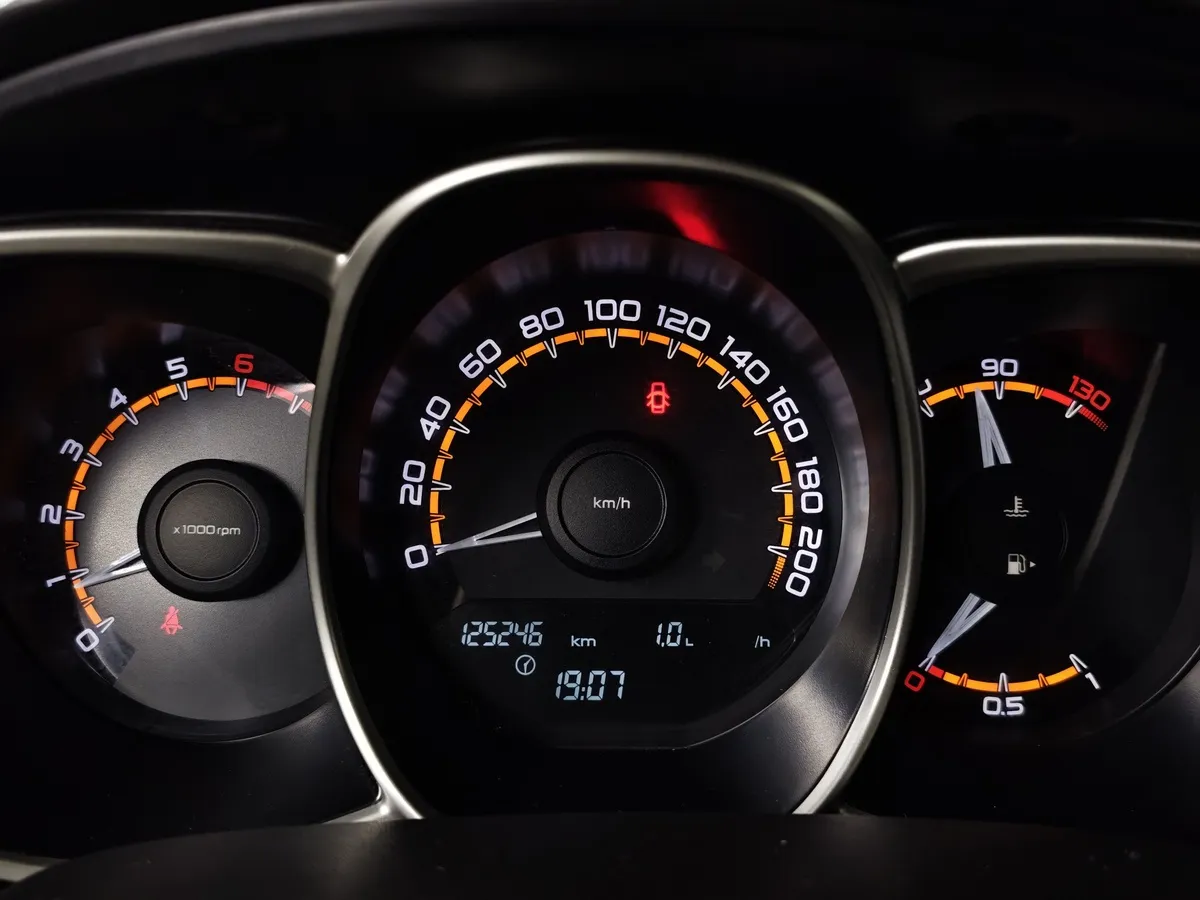 ВАЗ (Lada) Vesta 1.8 MT (122 л.с.) Белый в АВИЛОН. Слайд №18