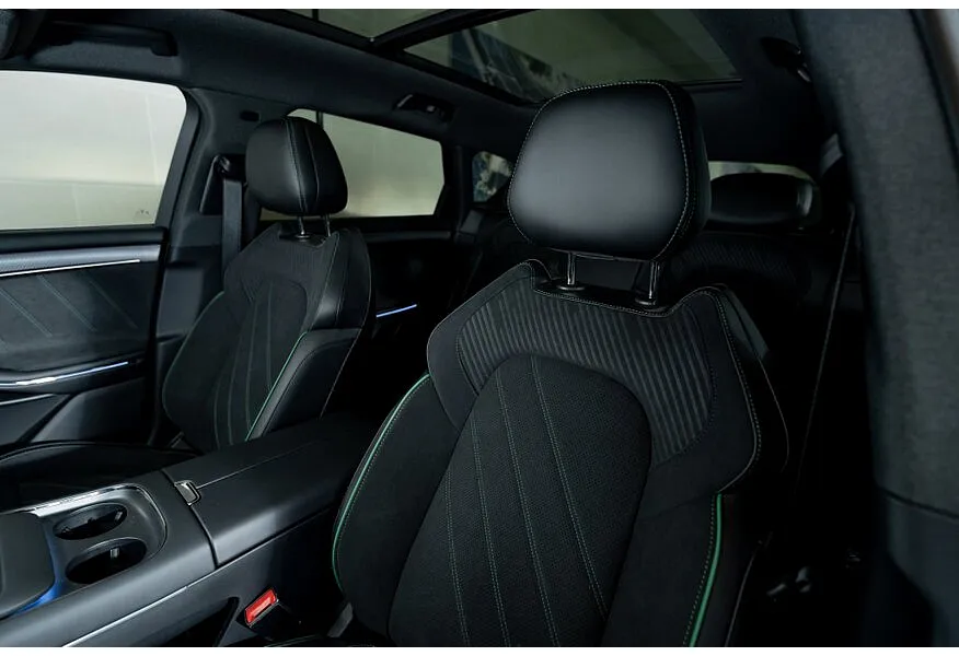 Voyah Free EVR 1.5 AT AWD (489 л.с.) Sport Edition Белый в АВИЛОН. Слайд №8