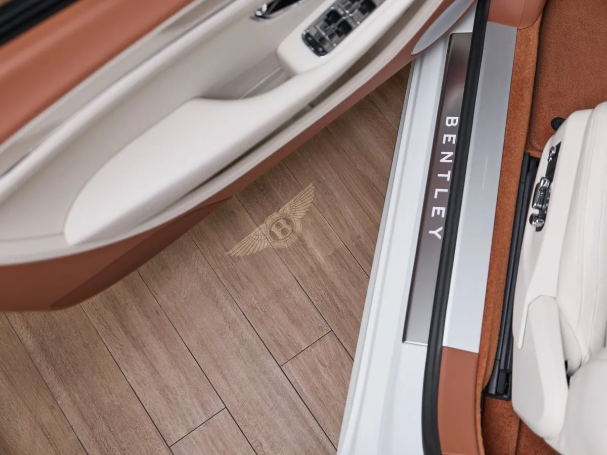 Bentley Continental GT 4.0h 8DCT 4WD (782 л.с.) Белый в АВИЛОН. Слайд №12