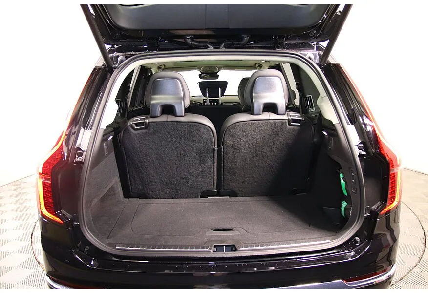 АВИЛОН - Volvo XC90 2.0 B5 mild hybrid AT AWD (7 мест) (250 л.с.) Ultra Bright Черный - slide 17