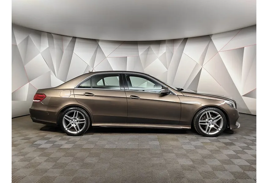 АВИЛОН - Mercedes-Benz E-Класс E 200 T BlueEfficiency 7G-Tronic Plus (184 л.с.) Коричневый - slide 3