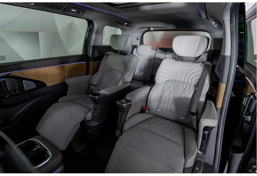 GAC M8 2.0T AT (231 л.с.) GX Premium Черный в АВИЛОН. Слайд №12