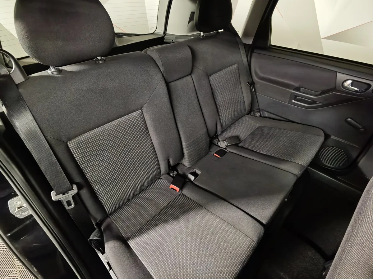 Opel Meriva 1.6 Twinport MT (105 л.с.) Черный в АВИЛОН. Слайд №16