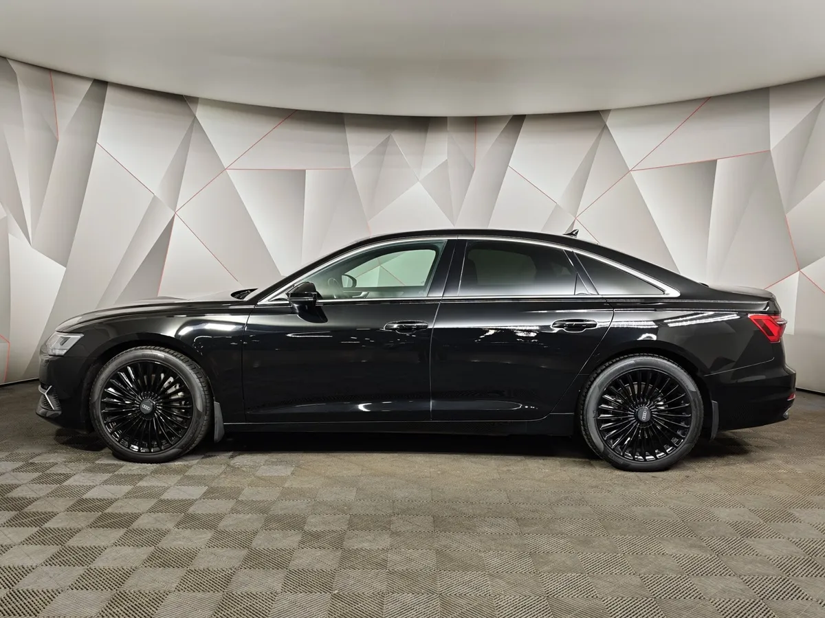 Audi A6 55 TFSI S tronic quattro (340 л.с.) Design Черный в АВИЛОН. Слайд №5