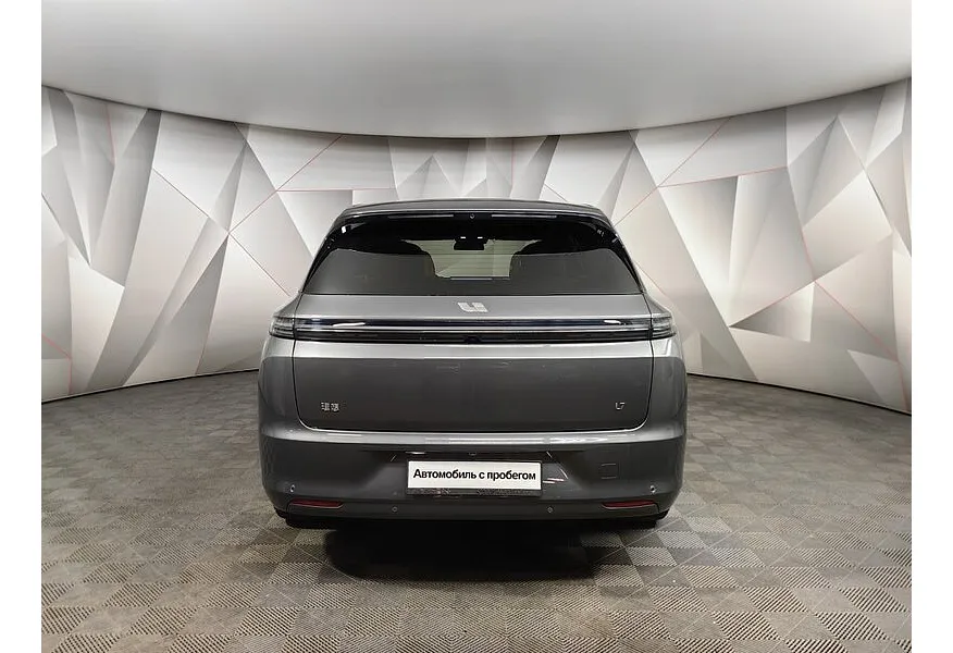 Li Auto L7 1.5 AT 4WD (449 л.с.) Max Серый в АВИЛОН. Слайд №8