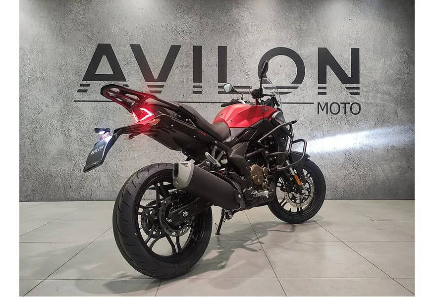 VOGE 300DS 292 см³ (29 л.с.) Красный в АВИЛОН. Слайд №6