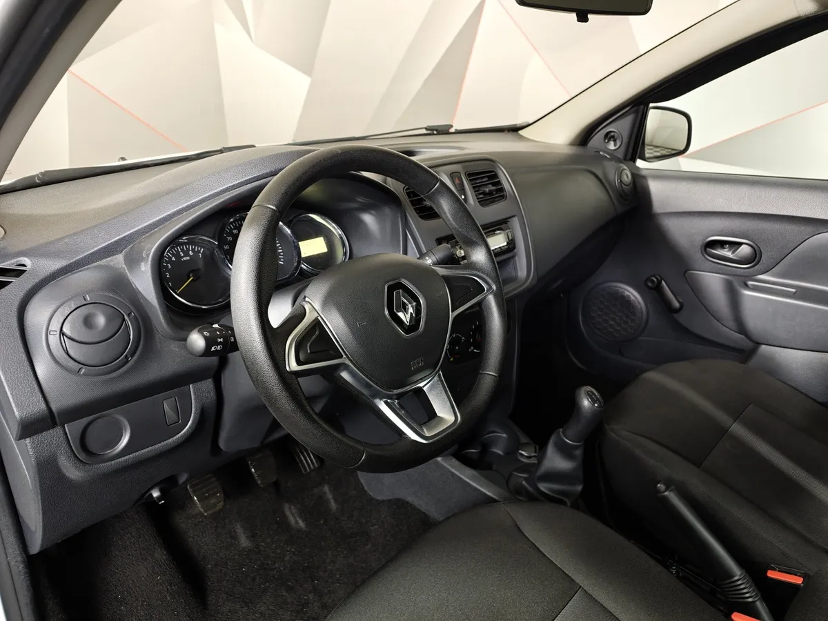 Renault Logan 1.6 MT (82 л.с.) Белый в АВИЛОН. Слайд №19