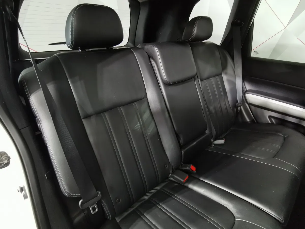 Nissan X-Trail 2.0 CVT AWD (141 л.с.) Белый в АВИЛОН. Слайд №15