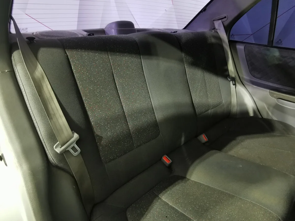 Hyundai Accent 1.5 MT (102 л.с.) Серебристый в АВИЛОН. Слайд №15