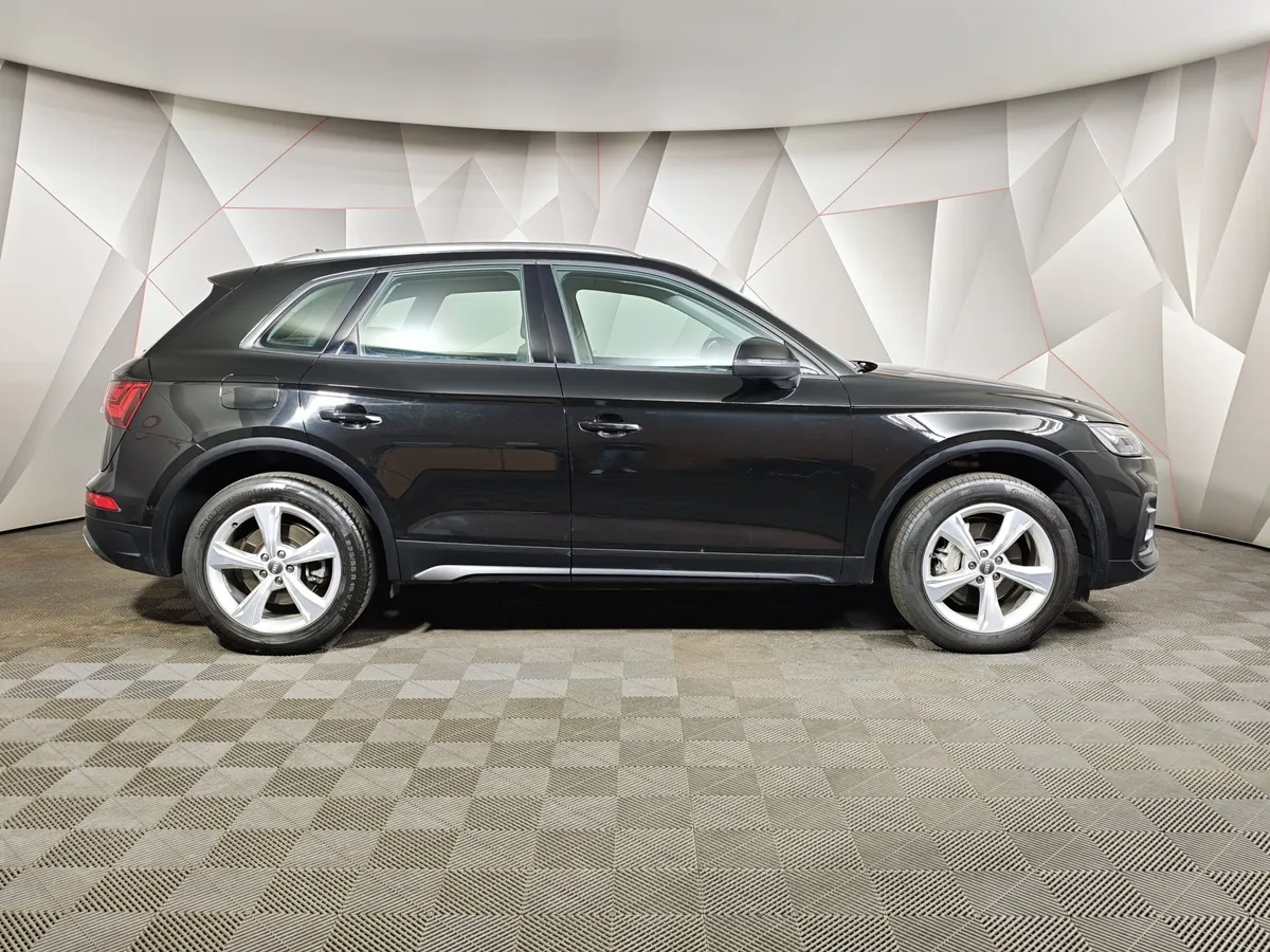 Audi Q5 2.0 TFSI S tronic quattro (249 л.с.) Черный в АВИЛОН. Слайд №6