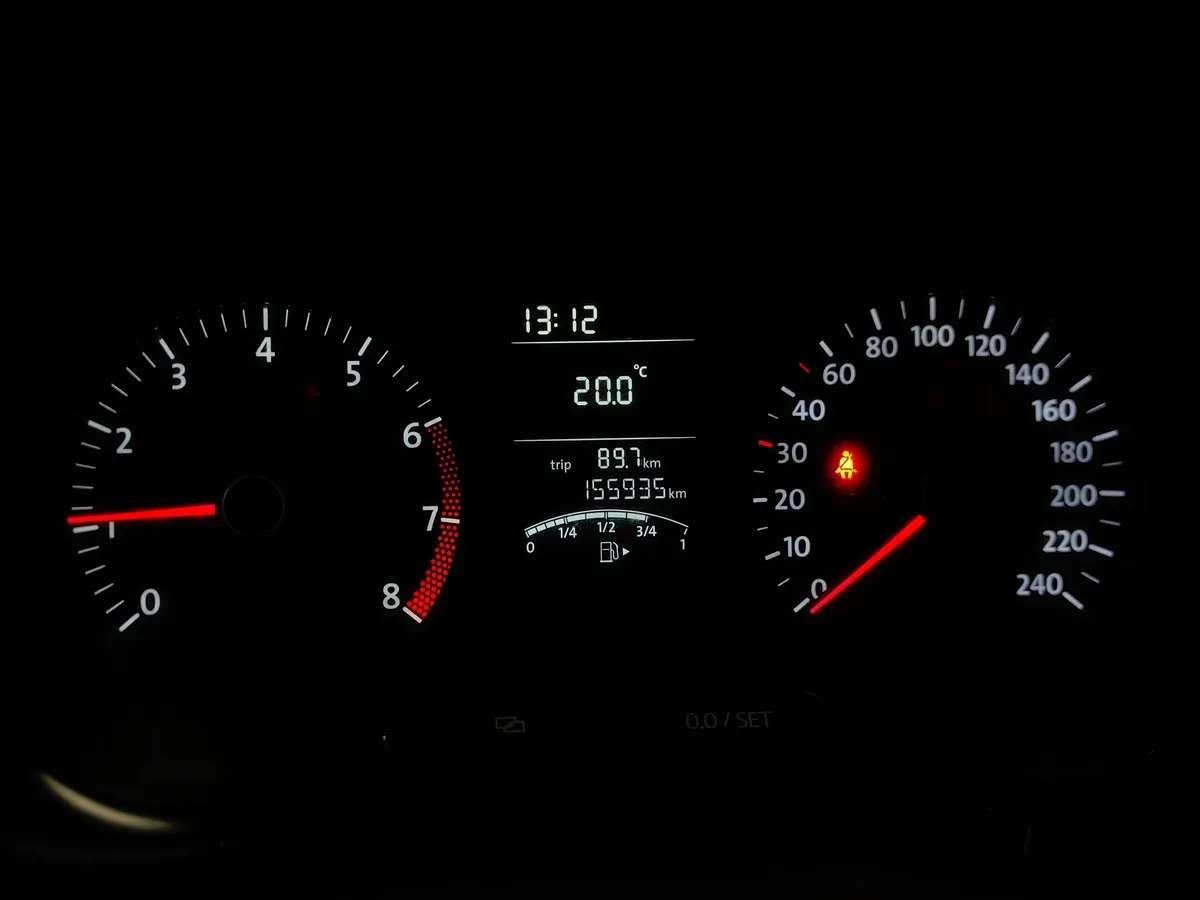 Volkswagen Polo 1.4 MT (80 л.с.) Белый в АВИЛОН. Слайд №18