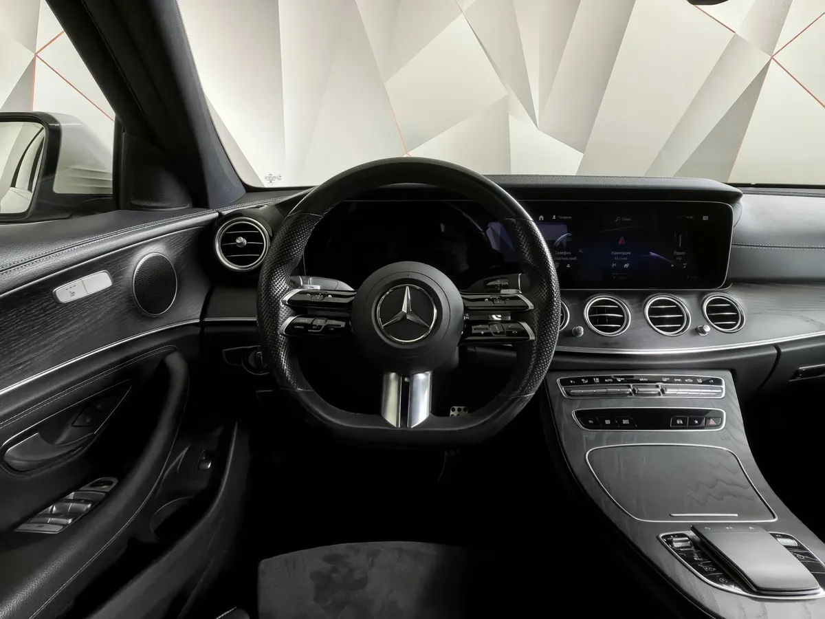 Mercedes-Benz E-Класс E 200 4MATIC 9G-TRONIC (184 л.с.) Sport Белый в АВИЛОН. Слайд №20
