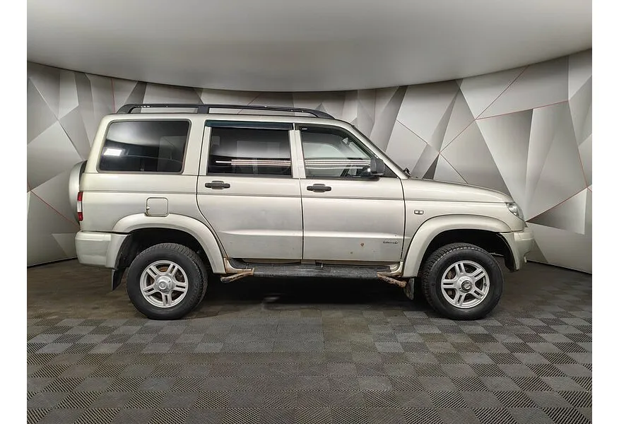 УАЗ Patriot 2.7 MT (128 л.с.) Classic Серый в АВИЛОН. Слайд №4