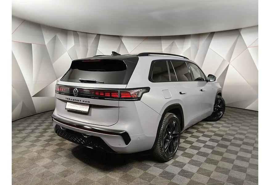 Volkswagen Teramont X 2.0 7DSG AWD (220 л.с.) Серый в АВИЛОН. Слайд №2