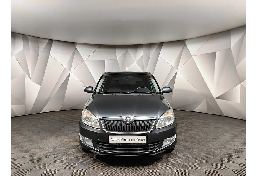 Skoda Fabia 1.2 MT (70 л.с.) Серый в АВИЛОН. Слайд №7
