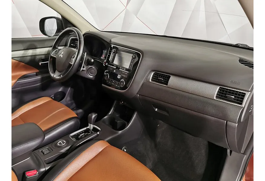 LIVE. Слайд №9