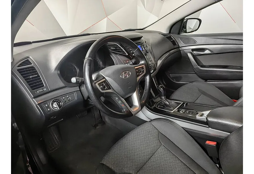 Hyundai i40 2.0 AT (150 л.с.) Active Черный в АВИЛОН. Слайд №18