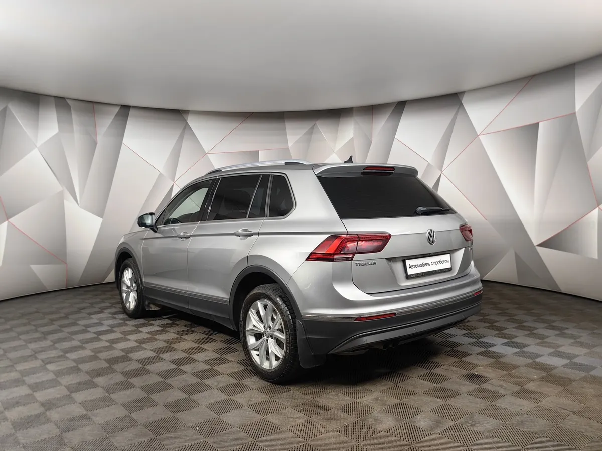 Volkswagen Tiguan 2.0 TDI 4Motion AT (140 л.с.) Track & Field Серебристый в АВИЛОН. Слайд №4