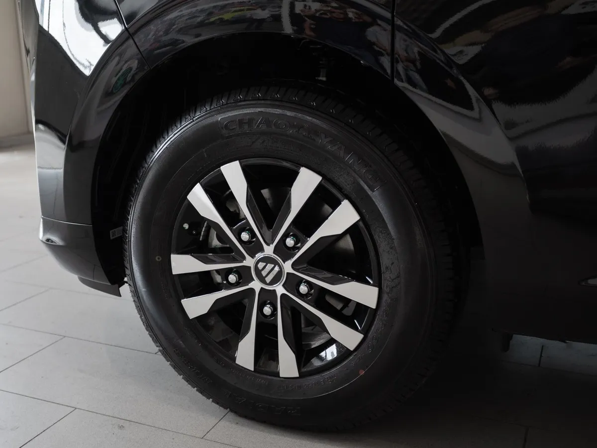 Foton View 2.0D 8AT RWD (159 л.с.) H2 2195 Черный в АВИЛОН. Слайд №12