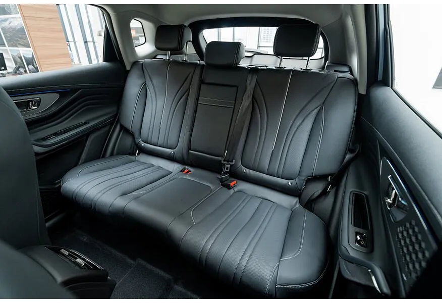 EXEED LX 1.5T CVT (147 л.с.) Business Голубой в АВИЛОН. Слайд №10